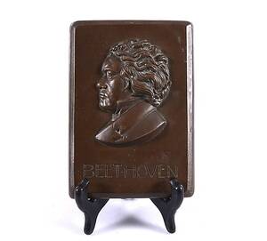 BRONSRELIEF, föreställande Beethoven, 1900-talets första hälft.