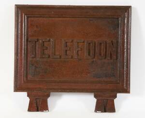 Skylt i järn, Telefoon, 1900-talets första hälft