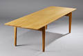Hans J. Wegner 1914 - 2007. Sofabord af egetræ