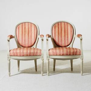 Karmstolar i Louis XVI-stil