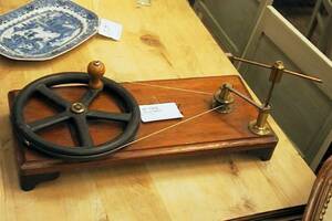 Instrument