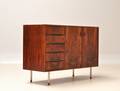 Dansk Møbelproducent. Skænk i Rio palisander. 1960erne