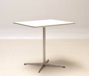 Arne Jacobsen 1902-1971. Cafébord