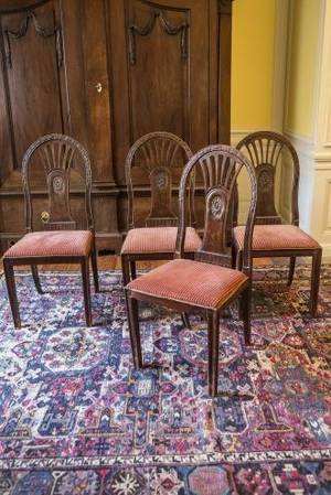 Stolar, fyra stycken