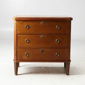 Byrå gustaviansk stil