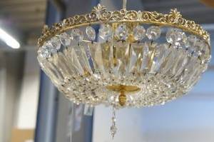 Taklampa med prismor