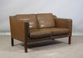 Dansk møbelproducent. To-pers. sofa