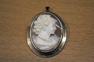 Camé, 18k