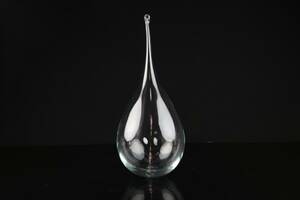 KONSTGLAS, droppformad