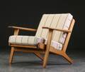 Hans J. Wegner. Lænestol af egetræ, model GE290 