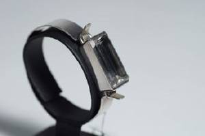 Armring med bergkristall