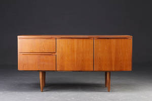 Dansk Møbelproducent. Skænk af teak