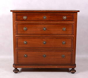 BYRÅ, 4-lådig, 181900-tal.