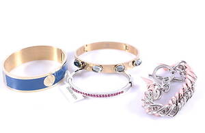 ARMBAND, 4 st, DyrbergKern, 192000 tal.