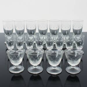 GLASSERVISDELAR, bl.a 7 vinglas, 1900-talets första del