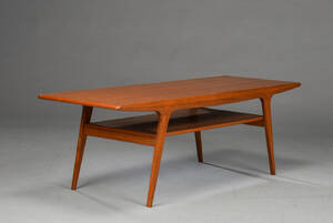 Sofabord med magasinhylde, teak