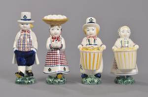 Aluminia - 4 børnehjælpsfigurer i fajance - Konen æggene, Bondeknøs Hans, Kusine  Fætter. 4