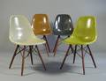 Ray  Charles Eames, vier Side Chairs auf Dowel Leg 4