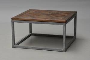 Rustikt sofabord i genanvendt hardwood