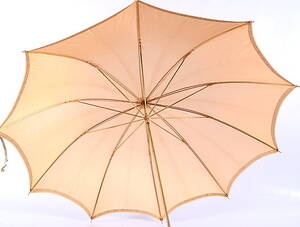 PARAPLY, 1900-talets första hälft.