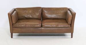 Dansk møbelproducent to pers sofa læder Denne vare er sat til omsalg under nyt varenummer 4984002