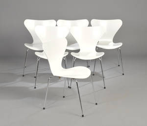 Arne Jacobsen 1902-1971. Seks stole, model 3107 6