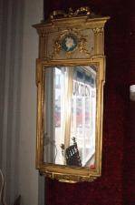 Förgylld väggspegelbladguld, Gustaviansk stil H110