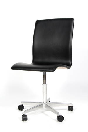 Arne Jacobsen. Oxford kontorstol, nybetrukket.