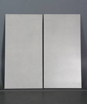 To tillægsplader til spisebord. Design Says Who. 2