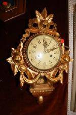 Väggpendyl Tre rosor, förgylld H50