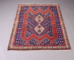 Persisk afshar 209 x 156 cm.