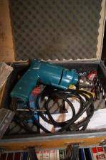 Makita reverserande borrmskin m div. tillbegör