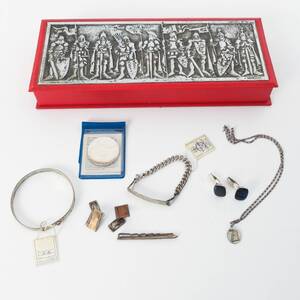 SILVERSMYCKEN i ask
