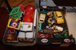 Leksaker, bilar mm 2 kart.