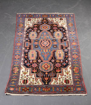 Persisk Nahavan 215 x 130 cm.