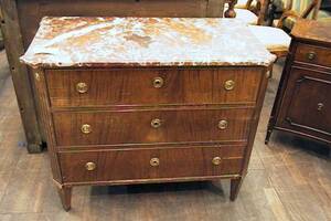 Byrå, Gustaviansk stil