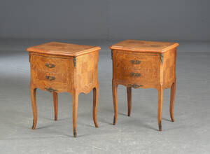 Par sengeborde i rosentræ med intarsia. 1900 tallet2