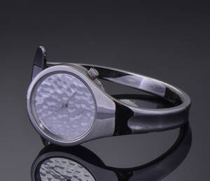 Georg Jensen, limited edition damearmbåndsur. Model 3575535 Denne vare er sat til omsalg under nyt varenummer 5036694