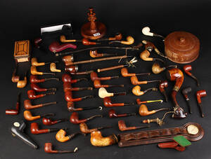 Samling piber m.m. 65