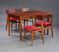 Dansk møbelproducent 1960-erne. Bord med hollandsk udtræk samt sæt på fire stole af teak og bøgetræ. 5