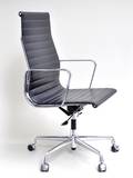 Charles Eames 1907 - 1978. Kontorstol, model EA-119