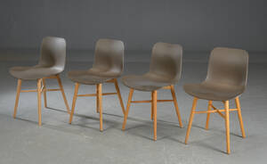 Rune Krøjgaard  Knut Bendik Humlevik for NORR11. Fire stole model Langue Original Dining Chair, massiv bøg og brun plast 4