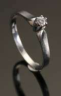 Diamantring af 14 kt hvidguld, 0.10 ct