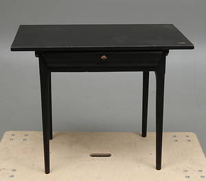 BORD med låda, 1800-tal.