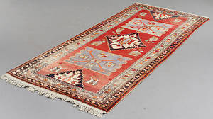 ORIENTALISK MATTA, 310 x 131 cm.