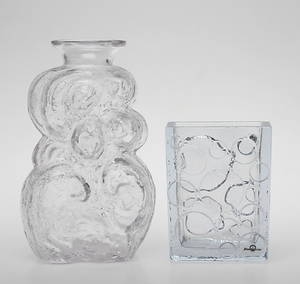 VASER, 2 st, varav en Strömbergshyttan, 1900-tal.