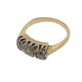 RING, 18K guld med 3 stycken gammalslipade diamanter. Totalt ca 0,8 ct.