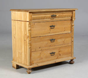Kommode, afrenset fyrretræ , 1800-tallet
