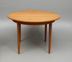 BORD, design Carl Malmsten,  Åfors möbelfabrik, 1900-talets andra hälft.