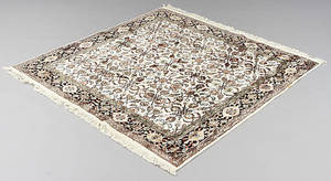 ORIENTALISK MATTA, 187 x 190 cm.